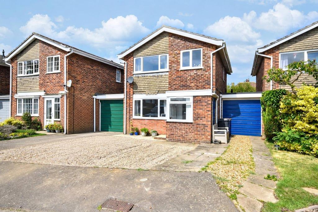 Property photo 1 of 12 87ee6Dfa-6Ae5-4374-8997-0E0189316696.Png