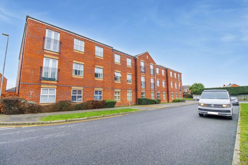 Property photo 1 of 9