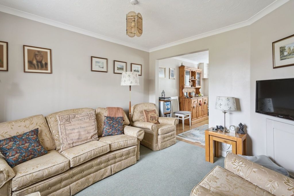 Property photo 2 of 14 Photo 13