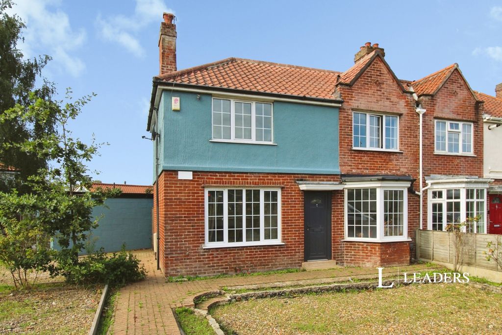 Property photo 1 of 16 Pbox-Img.Jpg