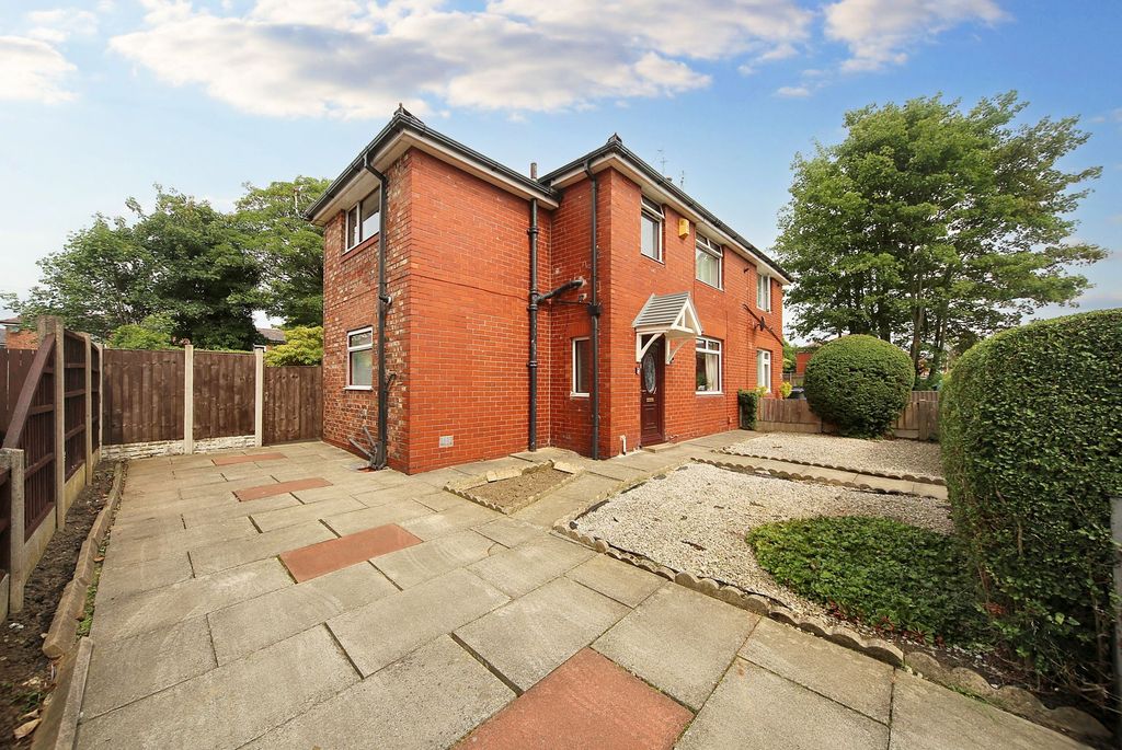 Property photo 1 of 22