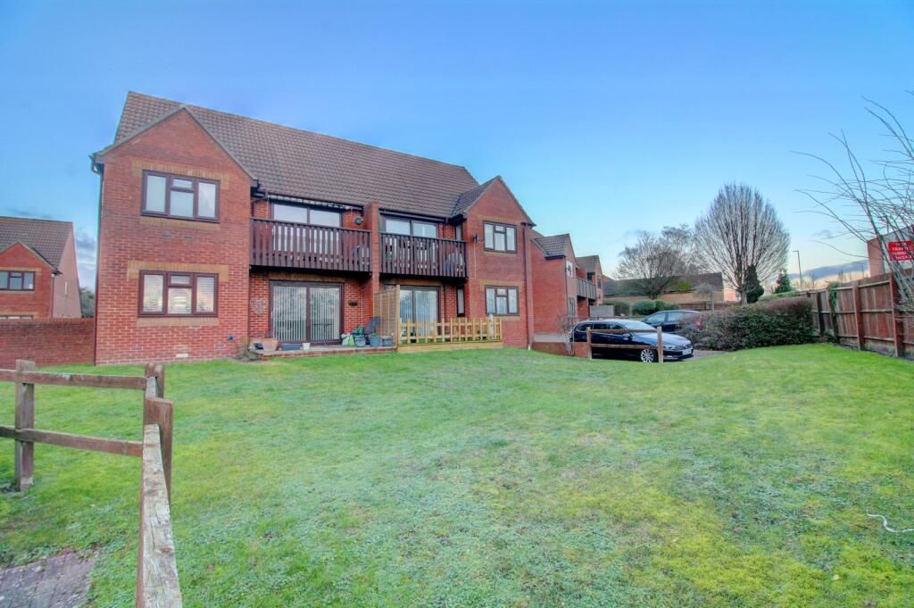 Property photo 2 of 10