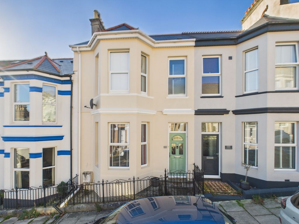 Property photo 1 of 28