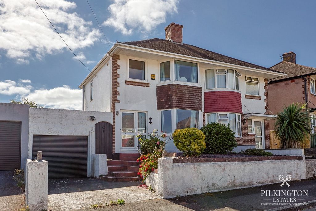 Property photo 1 of 13 5381630