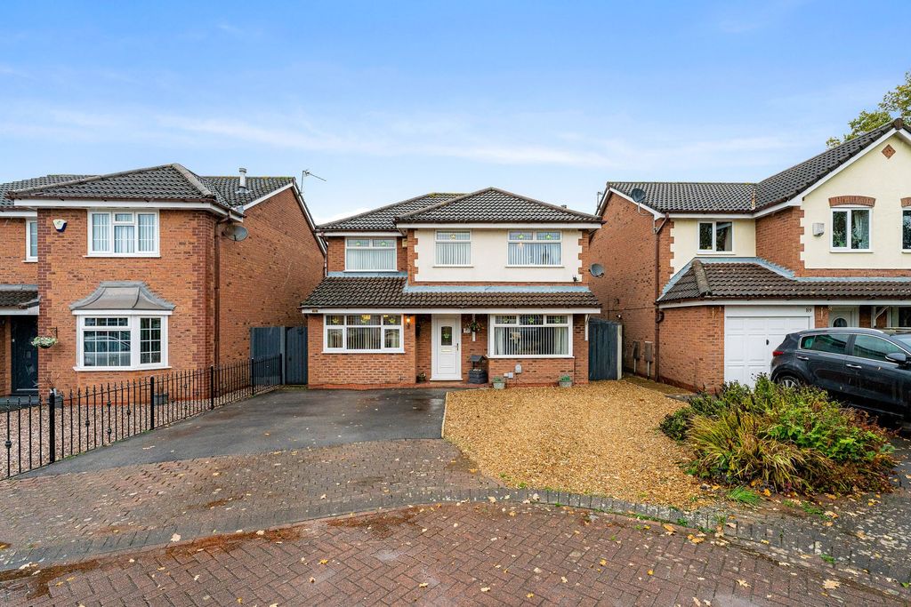 Property photo 1 of 25