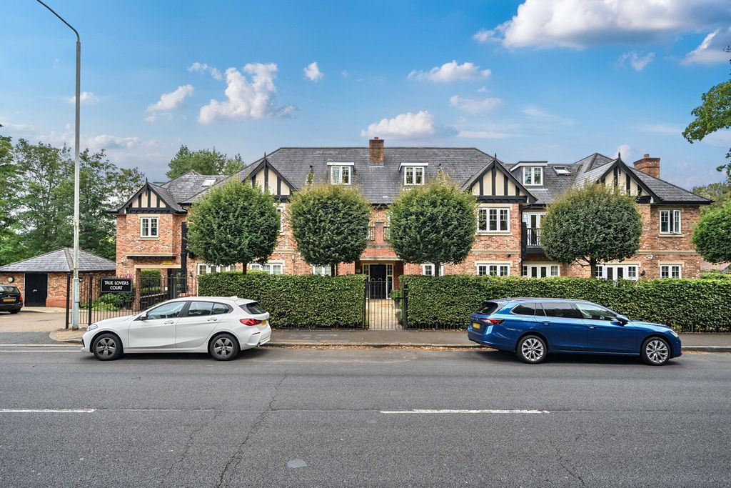 Property photo 2 of 33 1332763-3-6890A13...