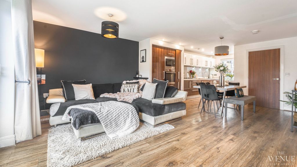 Property photo 2 of 22 4920254