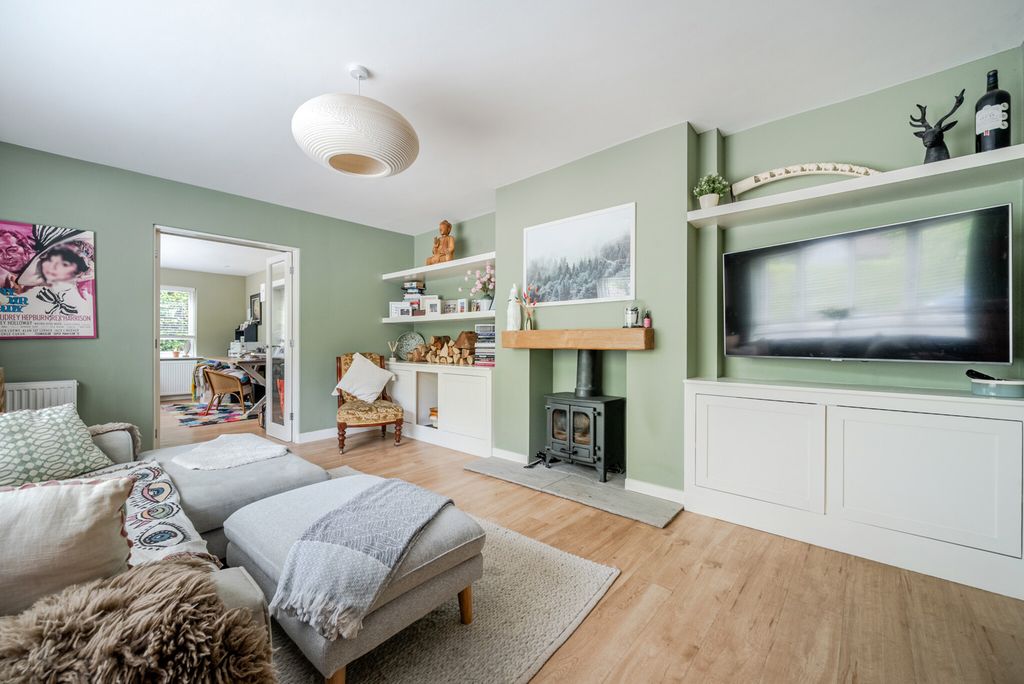 Property photo 3 of 31 4-6A74cc8Ad3050-1...