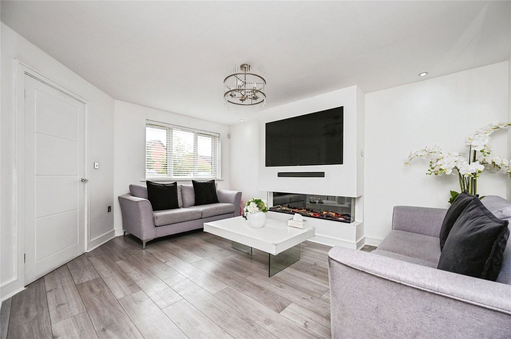 Property photo 3 of 58 Picture No. 08