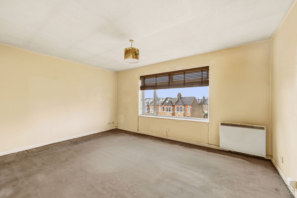 Property photo 3 of 12 Picture No. 03