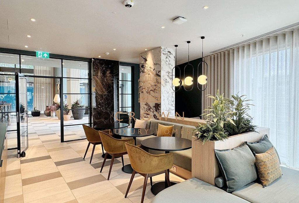 Property photo 2 of 30 Menara Point, 202081 (4).Jpg