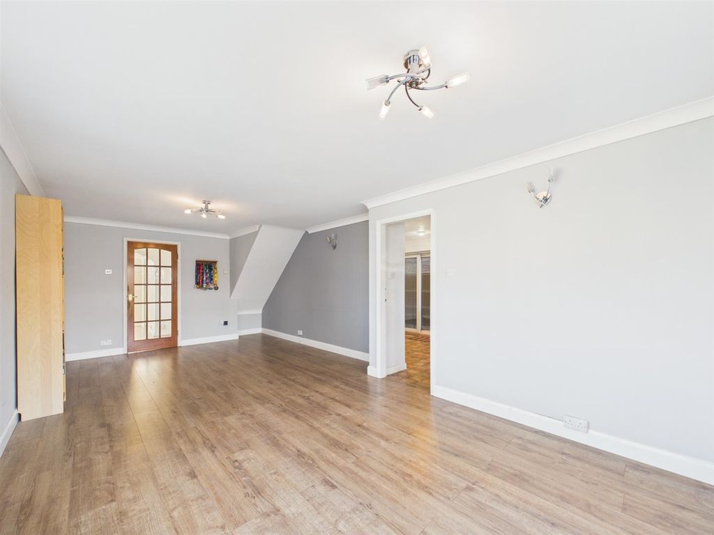 Property photo 3 of 11 Reception Room (2).Jpg