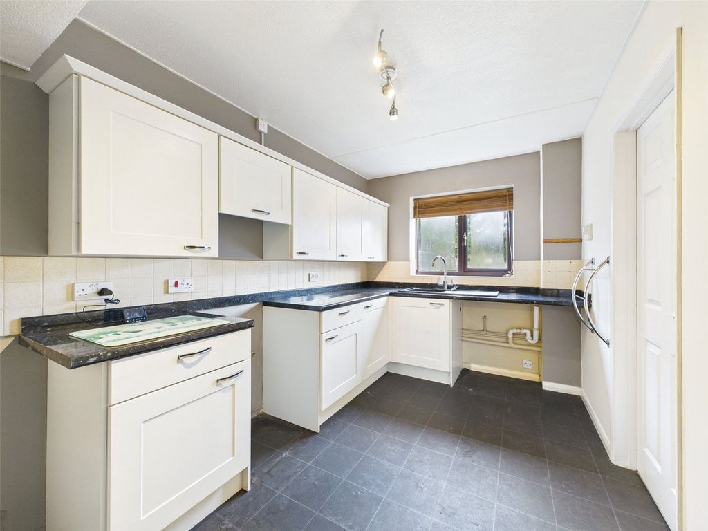 Property photo 2 of 19 Picture No. 05