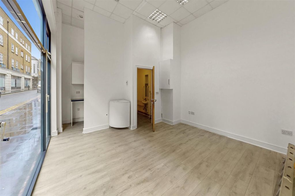 Property photo 2 of 14 74 Cheshire Street - Guodlnqbjehz0Axncqjj.Jpg