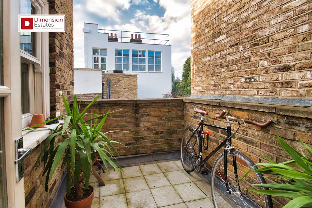Property photo 3 of 8