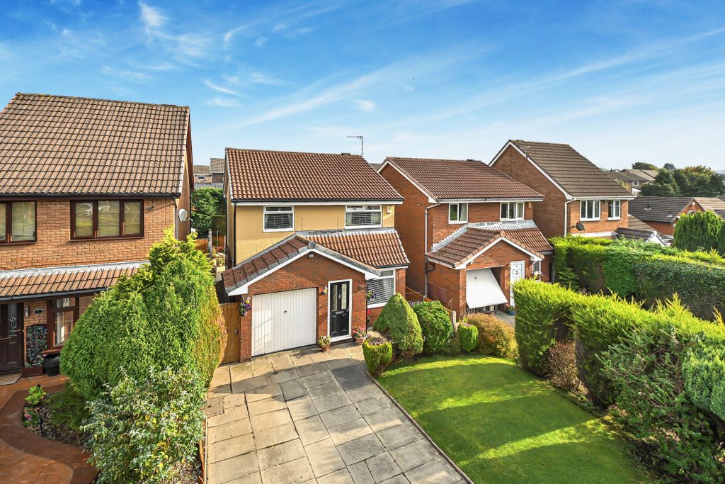 Property photo 1 of 31