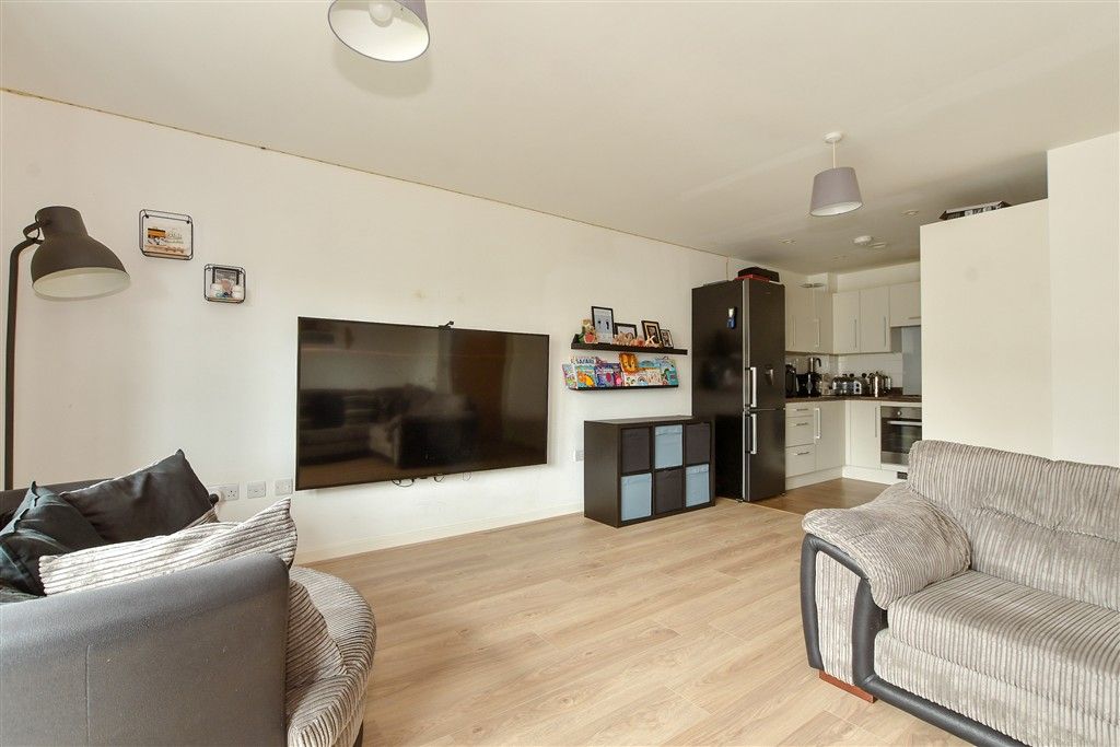 Property photo 2 of 14 Lounge/Diner