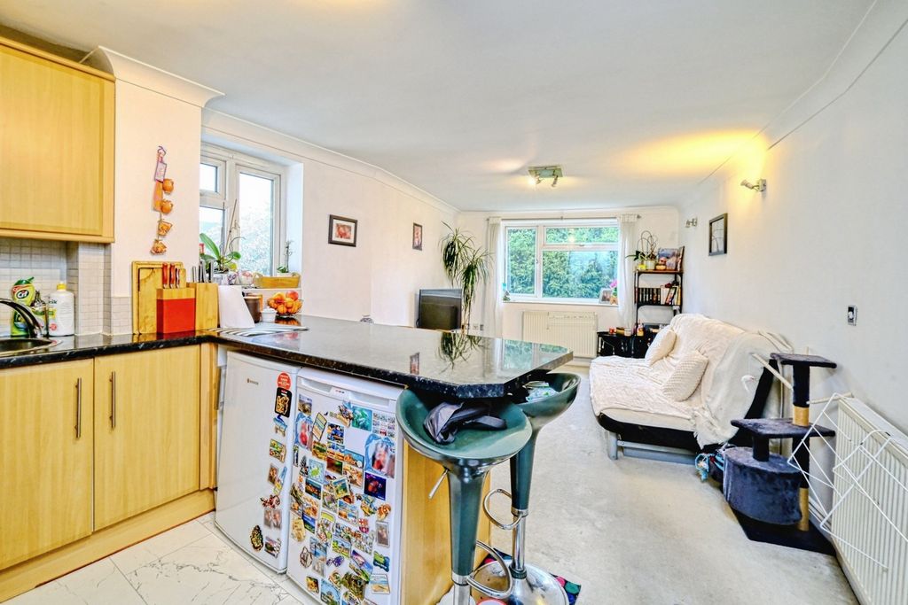 Property photo 3 of 13 Pbox-Img.Jpg