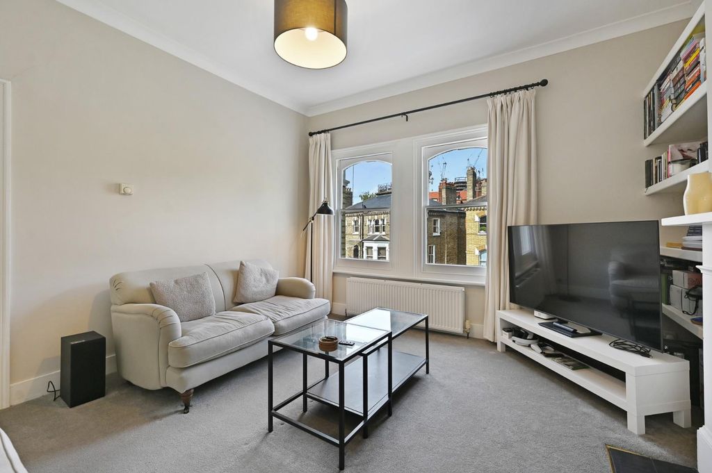 Property photo 3 of 8 Fbl - Edith Road - Receptiona3 (1).Jpg