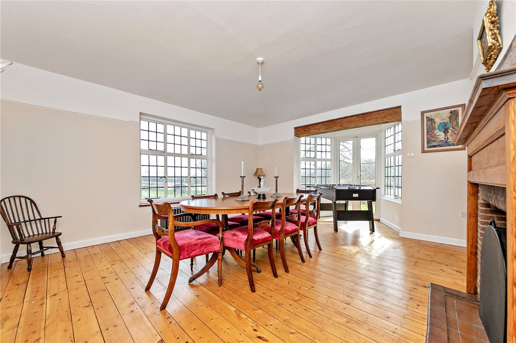 Property photo 3 of 15 Dining Room