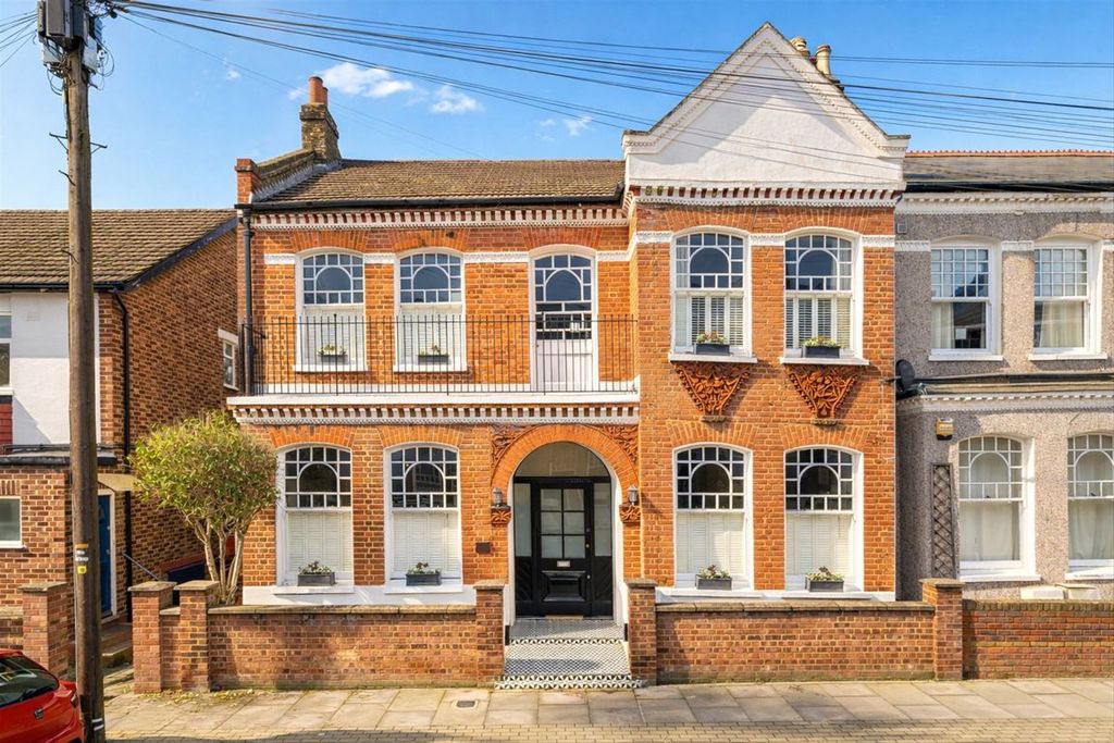 Property photo 1 of 14