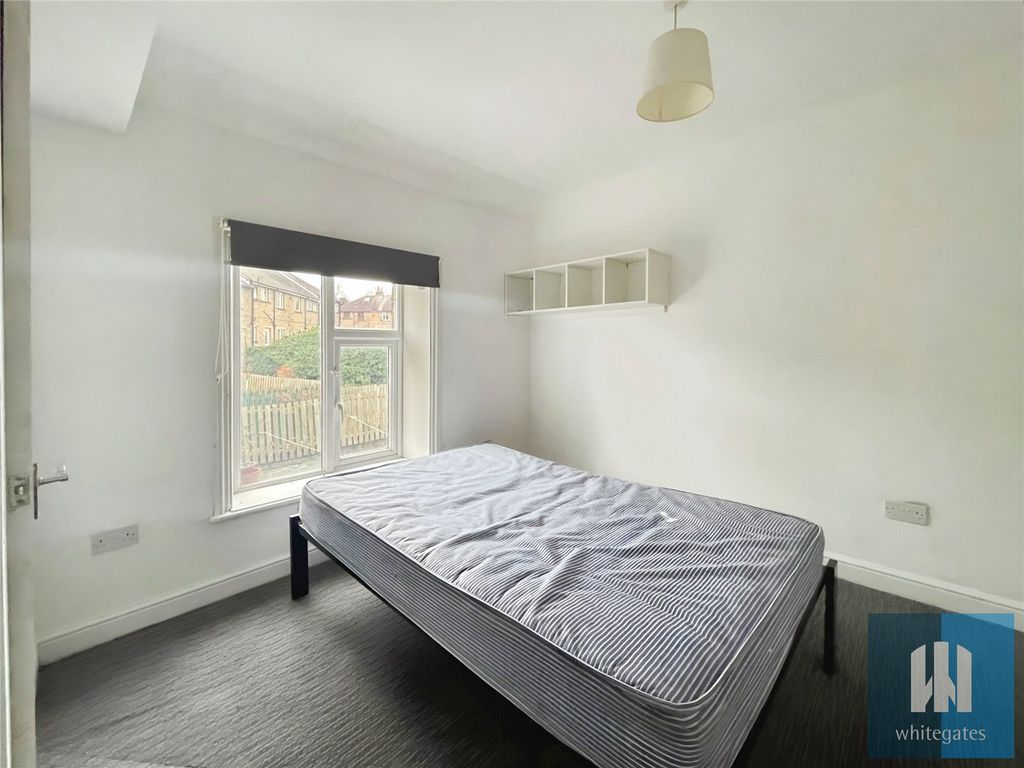 Property photo 2 of 9 Picture No. 19