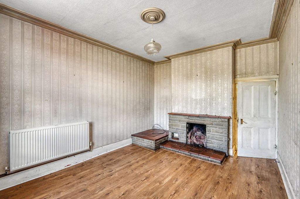 Property photo 3 of 10 Image 3