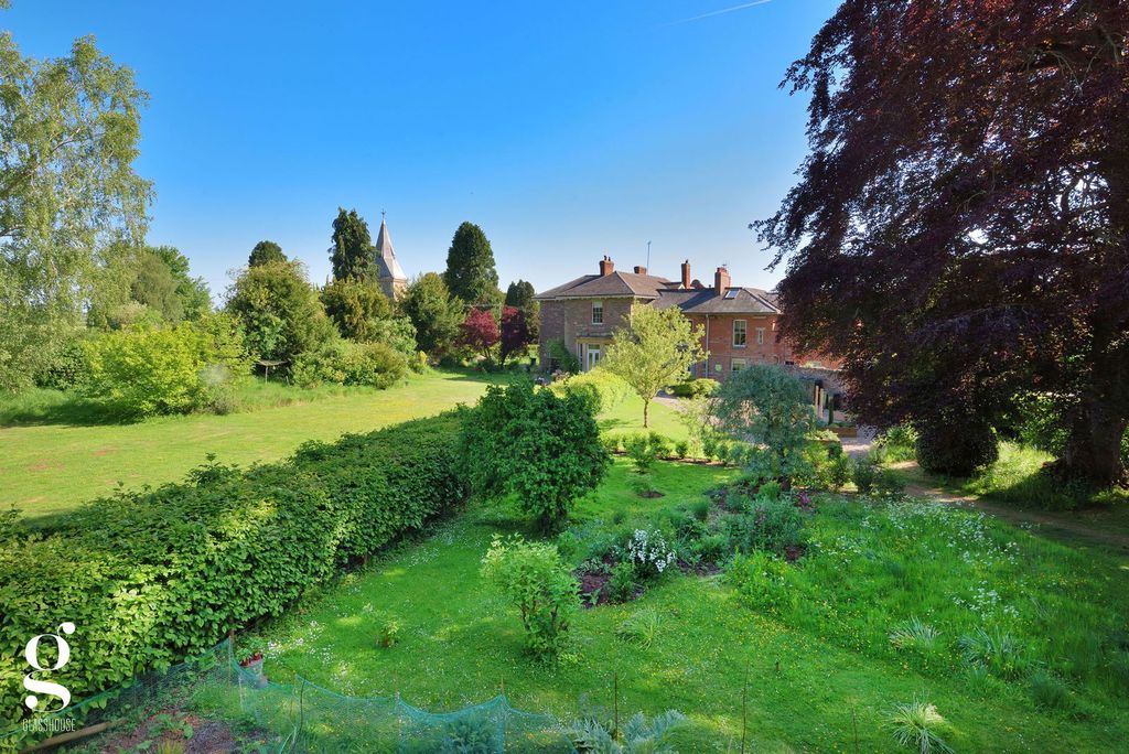 Property photo 3 of 47
