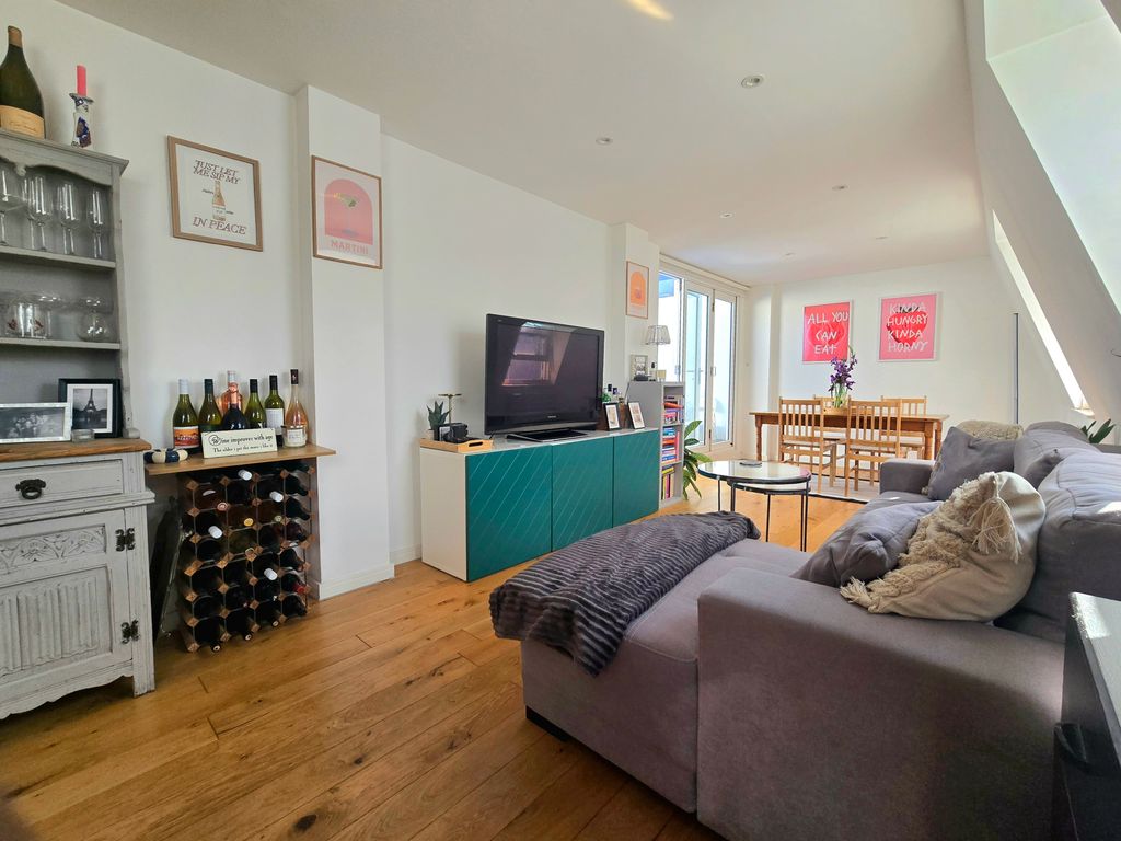 Property photo 1 of 14 1