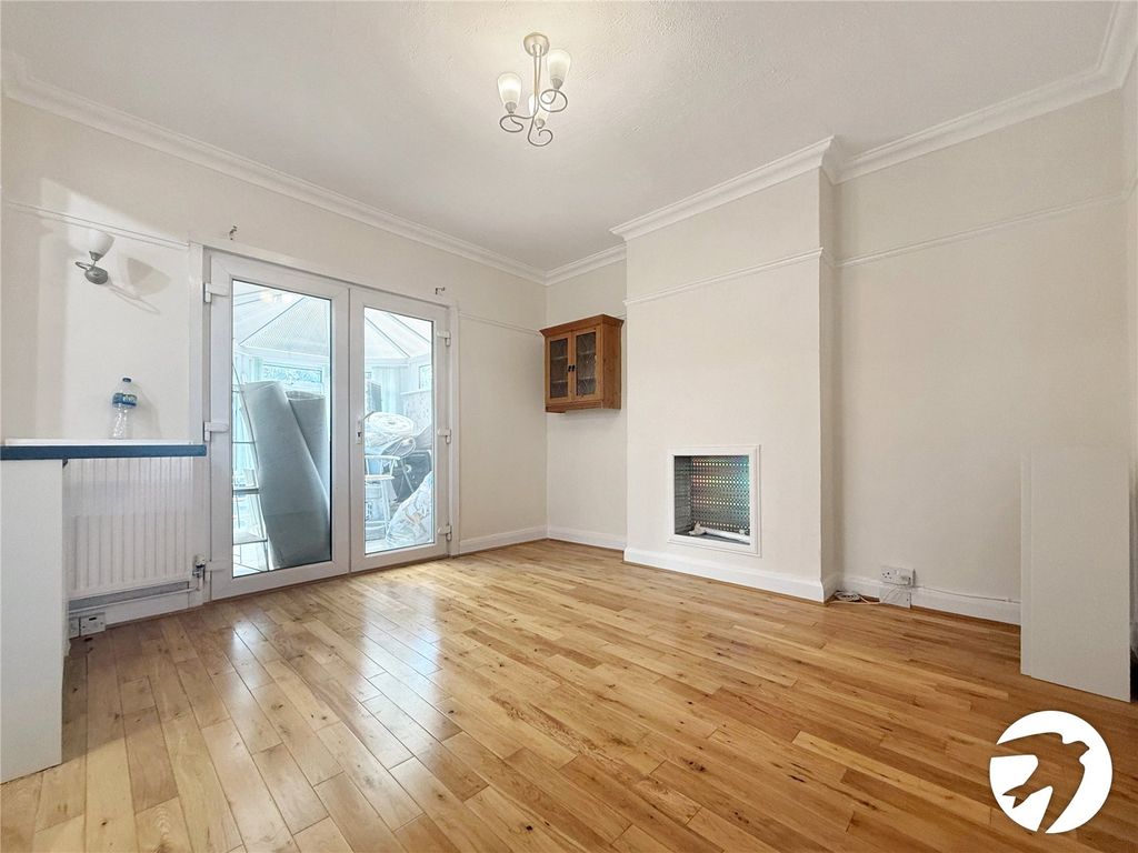 Property photo 3 of 10 Picture No. 03