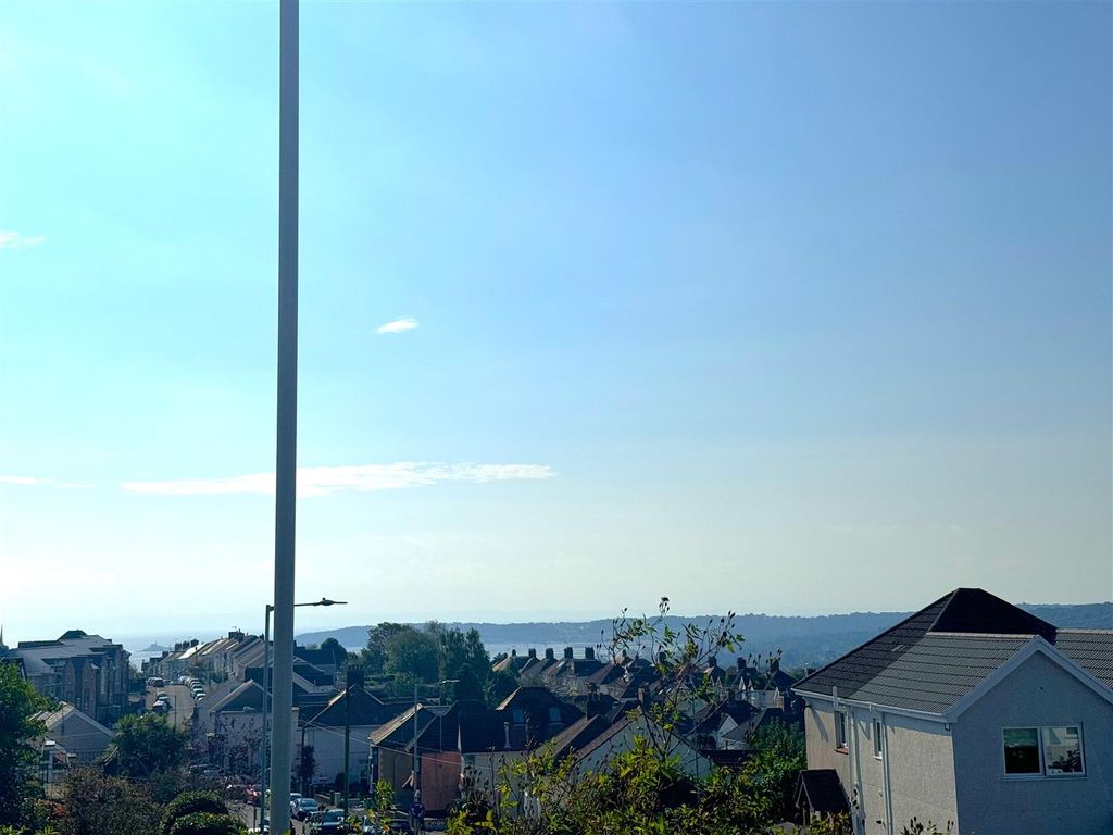 Property photo 2 of 19 Image000141.Jpeg