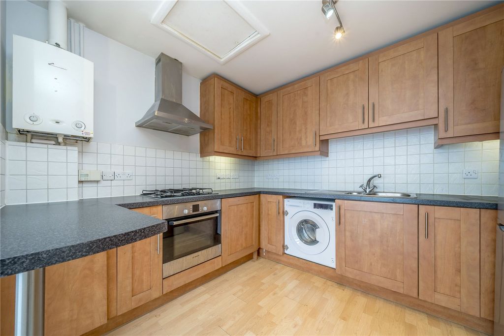 Property photo 3 of 10 Picture No. 06