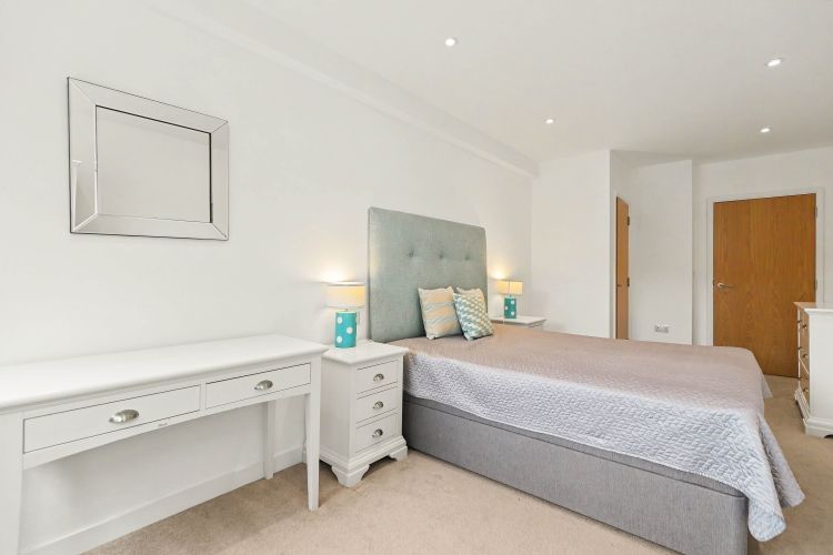 Property photo 3 of 16 329296