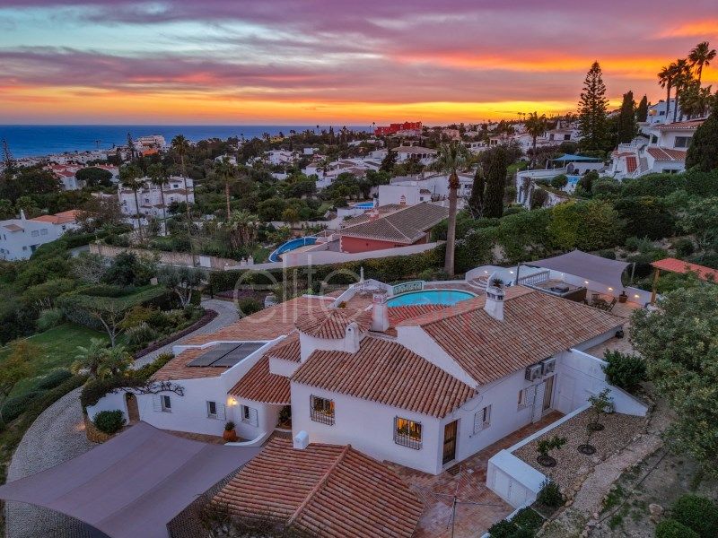 Property photo 2 of 55