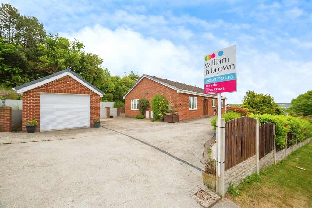 Property photo 1 of 16