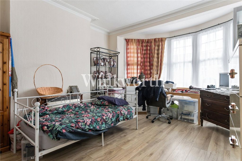 Property photo 2 of 9 Picture No. 08