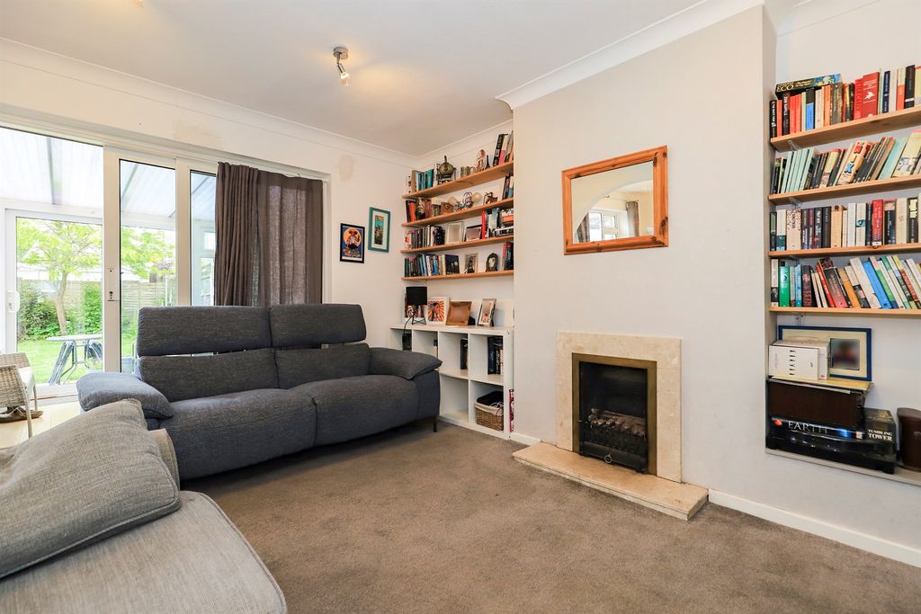 Property photo 3 of 19
