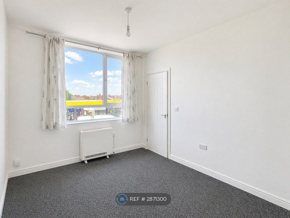 Property photo 3 of 5 Bedroom