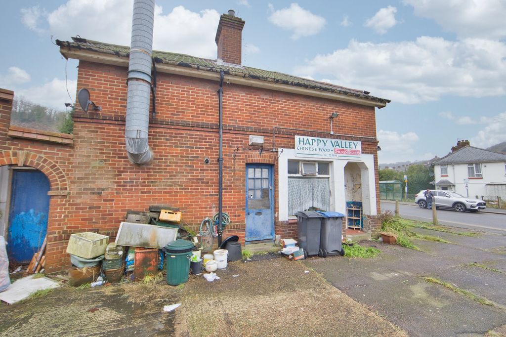 Property photo 3 of 6 Picture 3