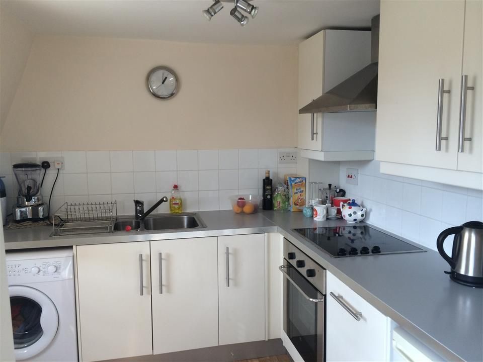 Property photo 3 of 5 Kitchen