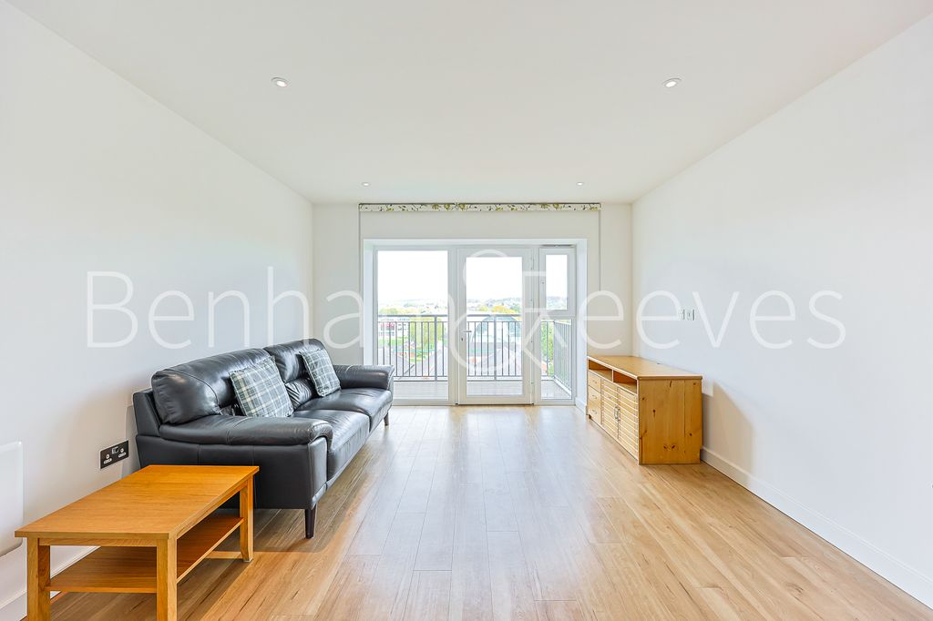 Property photo 1 of 12