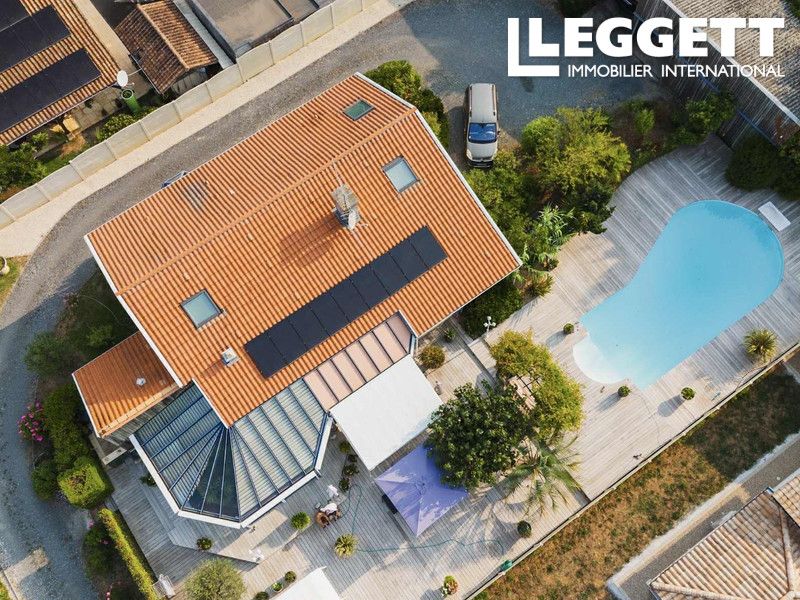 Property photo 2 of 10