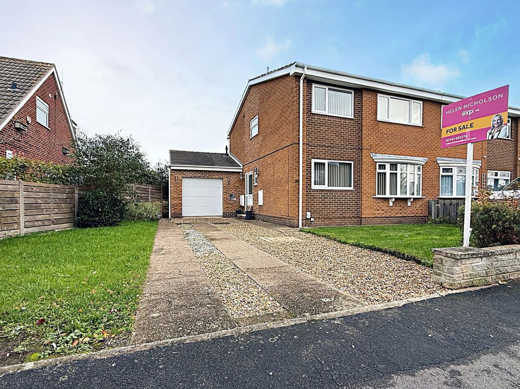 Property photo 2 of 22