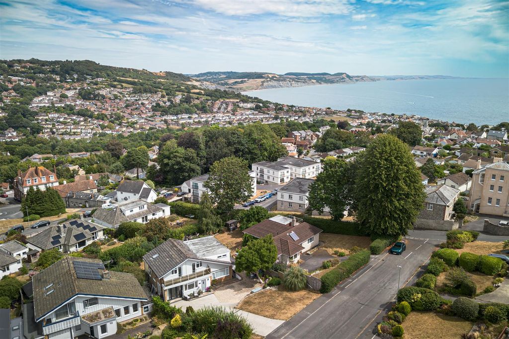 Property photo 2 of 24 Drone 4.Jpg