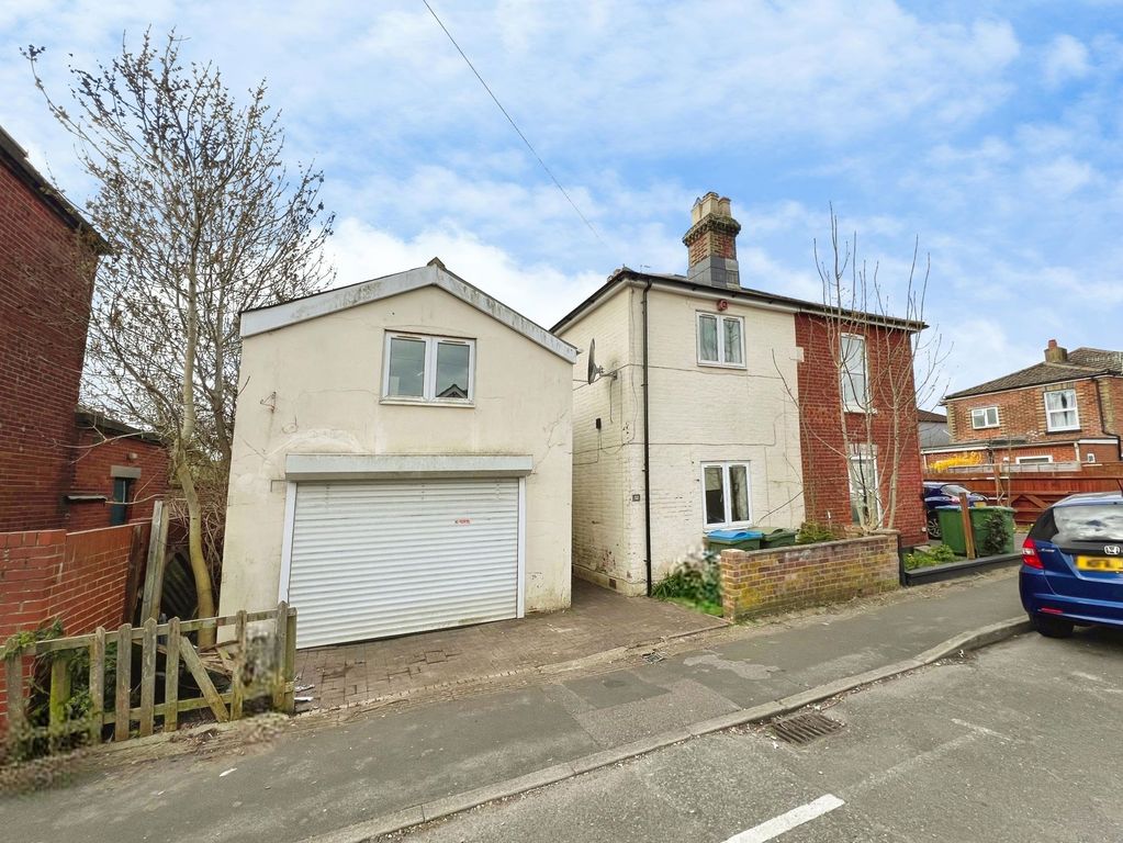 Property photo 1 of 13