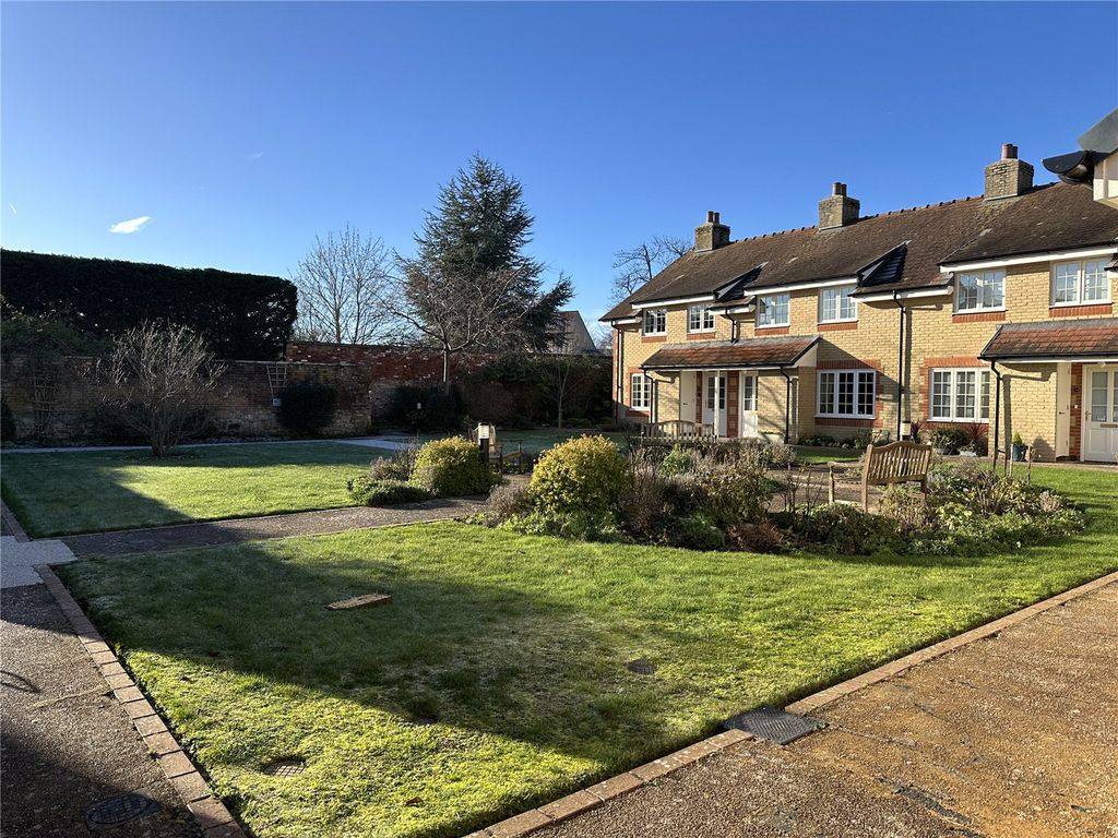 Property photo 2 of 12 Picture No. 15