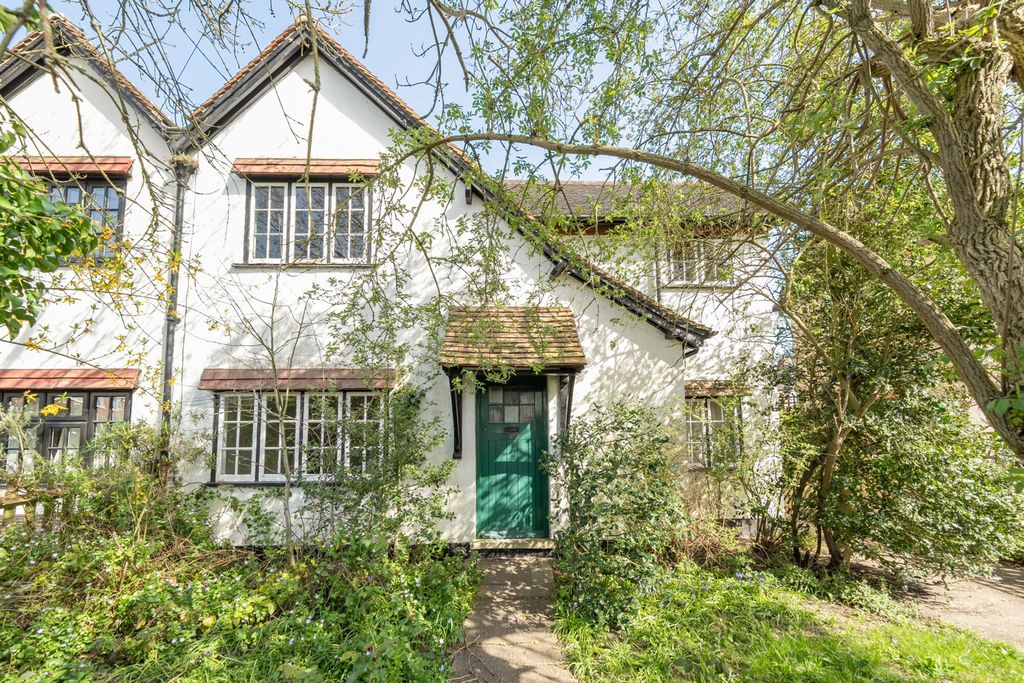 Property photo 1 of 20 1441498-18-69d664...