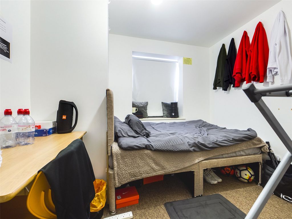 Property photo 1 of 2 Studio Room