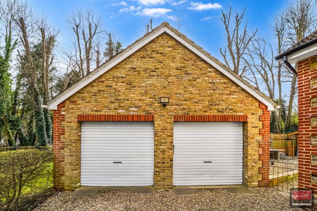 Property photo 3 of 22 Dsc03369