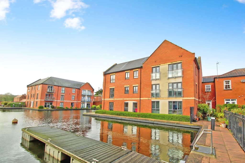 Property photo 1 of 19 Waterside To Rear